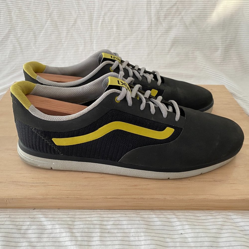 Vans LXVI Graph Size 9.5 Grey / Yellow